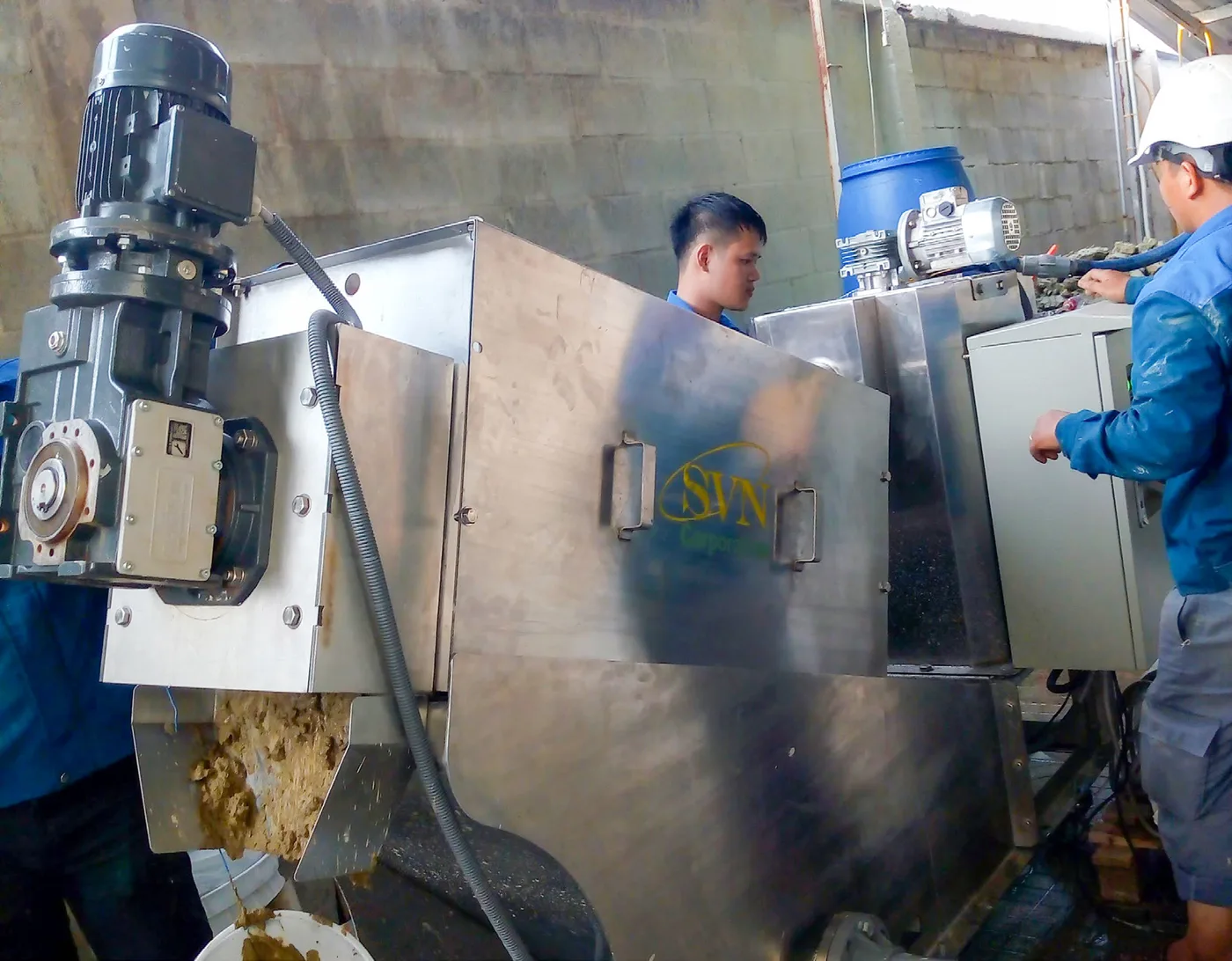 Máy ép bùn SVNCORP vận hành tại dự án Cadovimex